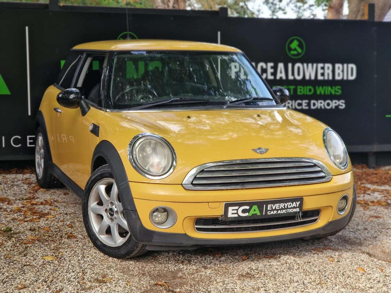 MINI Hatch — photo 1