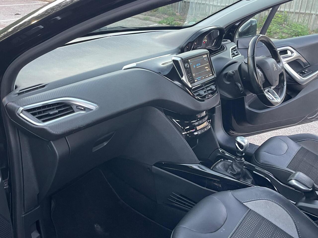 Peugeot 2008 — photo 17