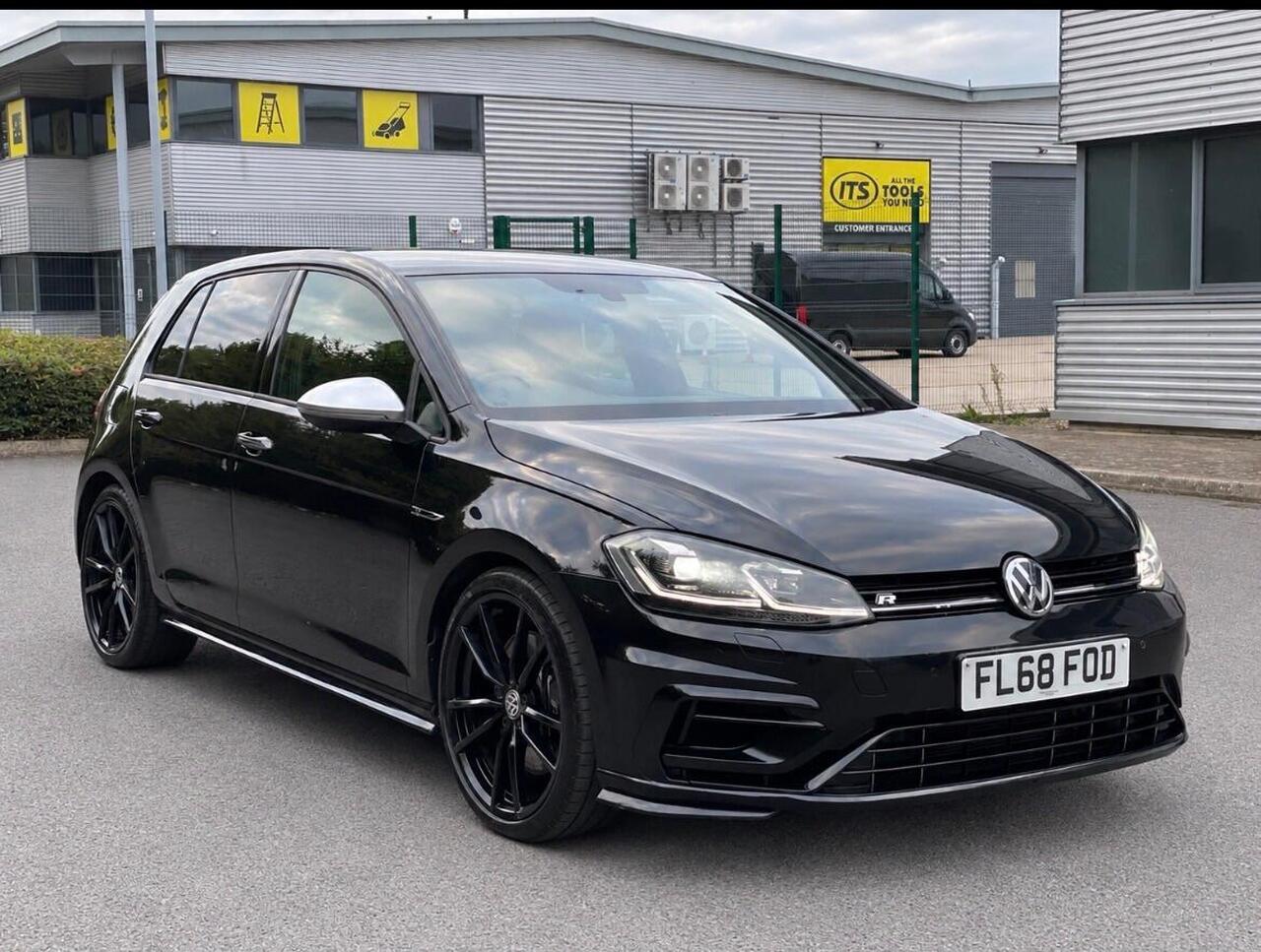 Volkswagen Golf — photo 6