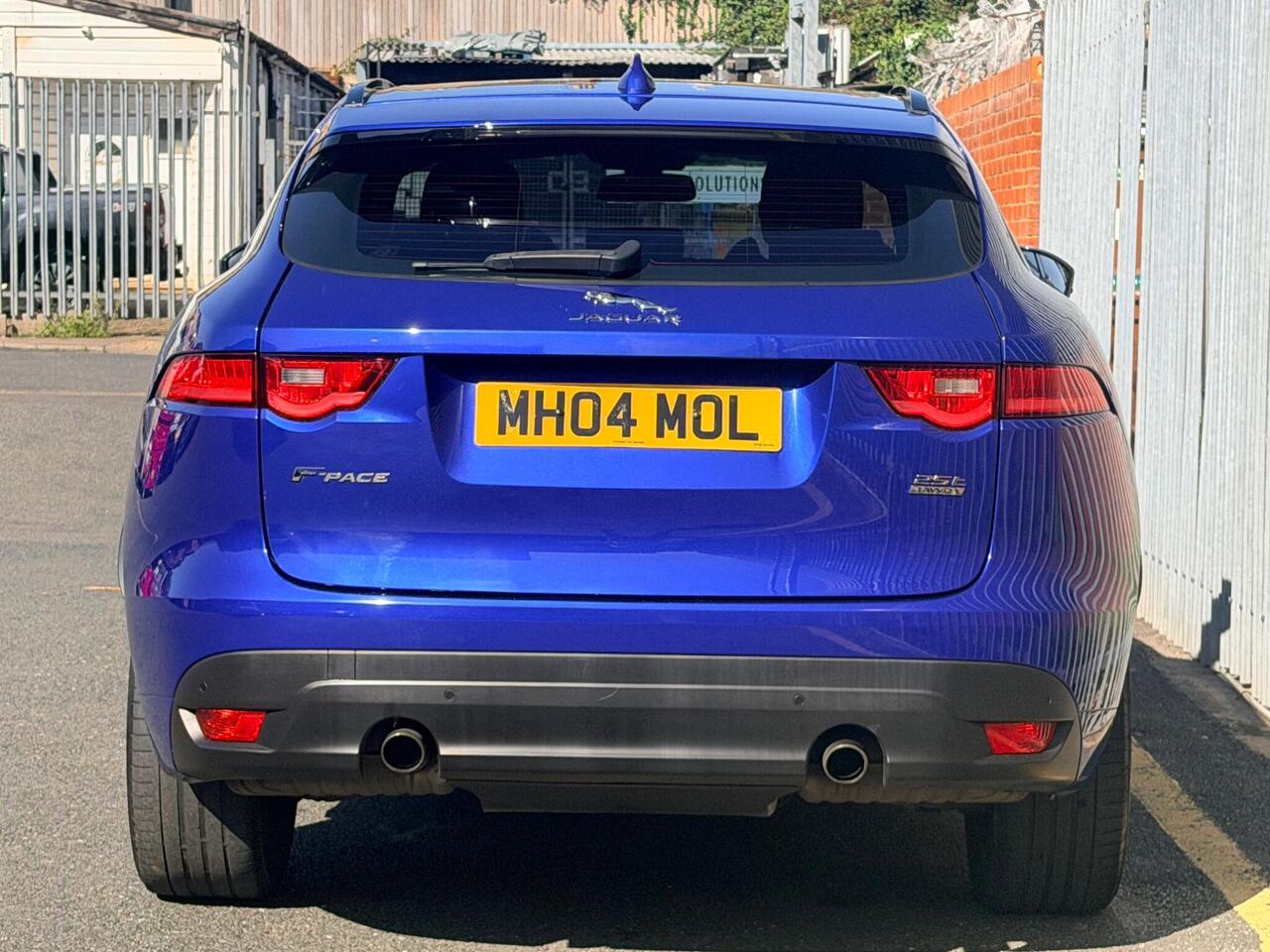 2017 Jaguar F-PACE 2.0 P250i R-Sport Auto AWD Euro 6 (s/s) 5dr, photo 13