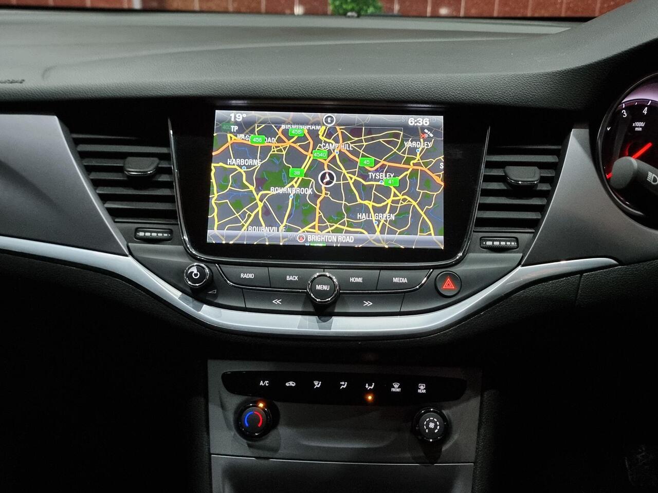 Vauxhall Astra — photo 33