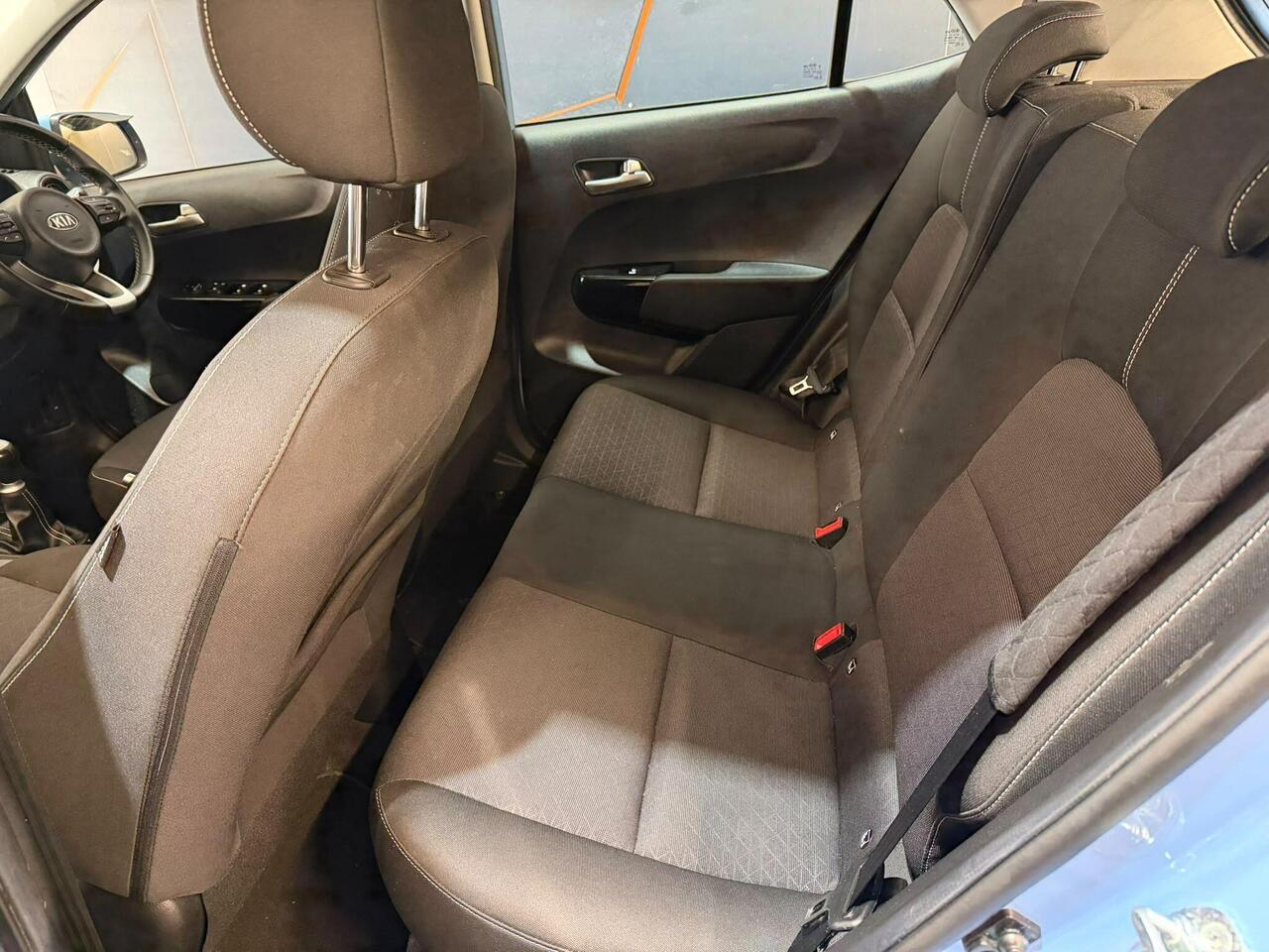 Kia Picanto — photo 12