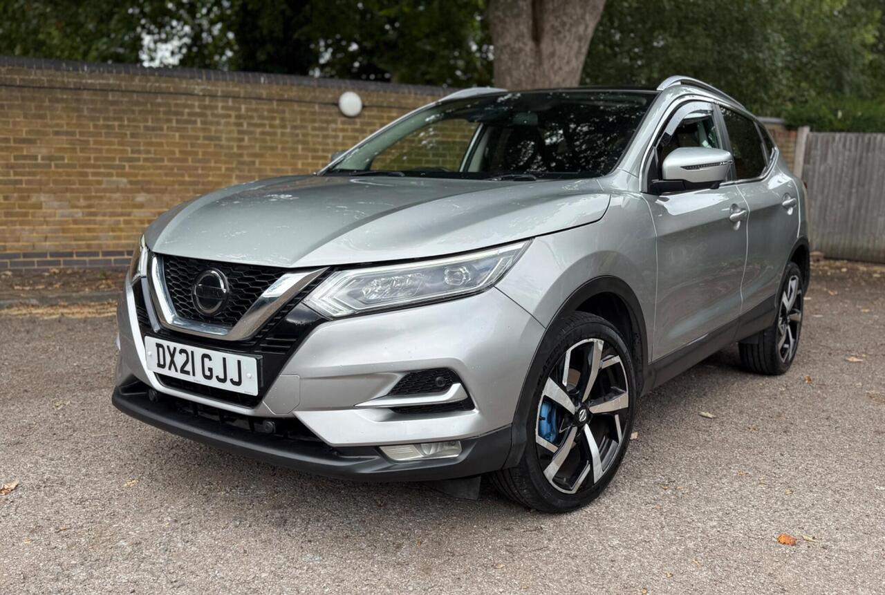 Nissan Qashqai — photo 1