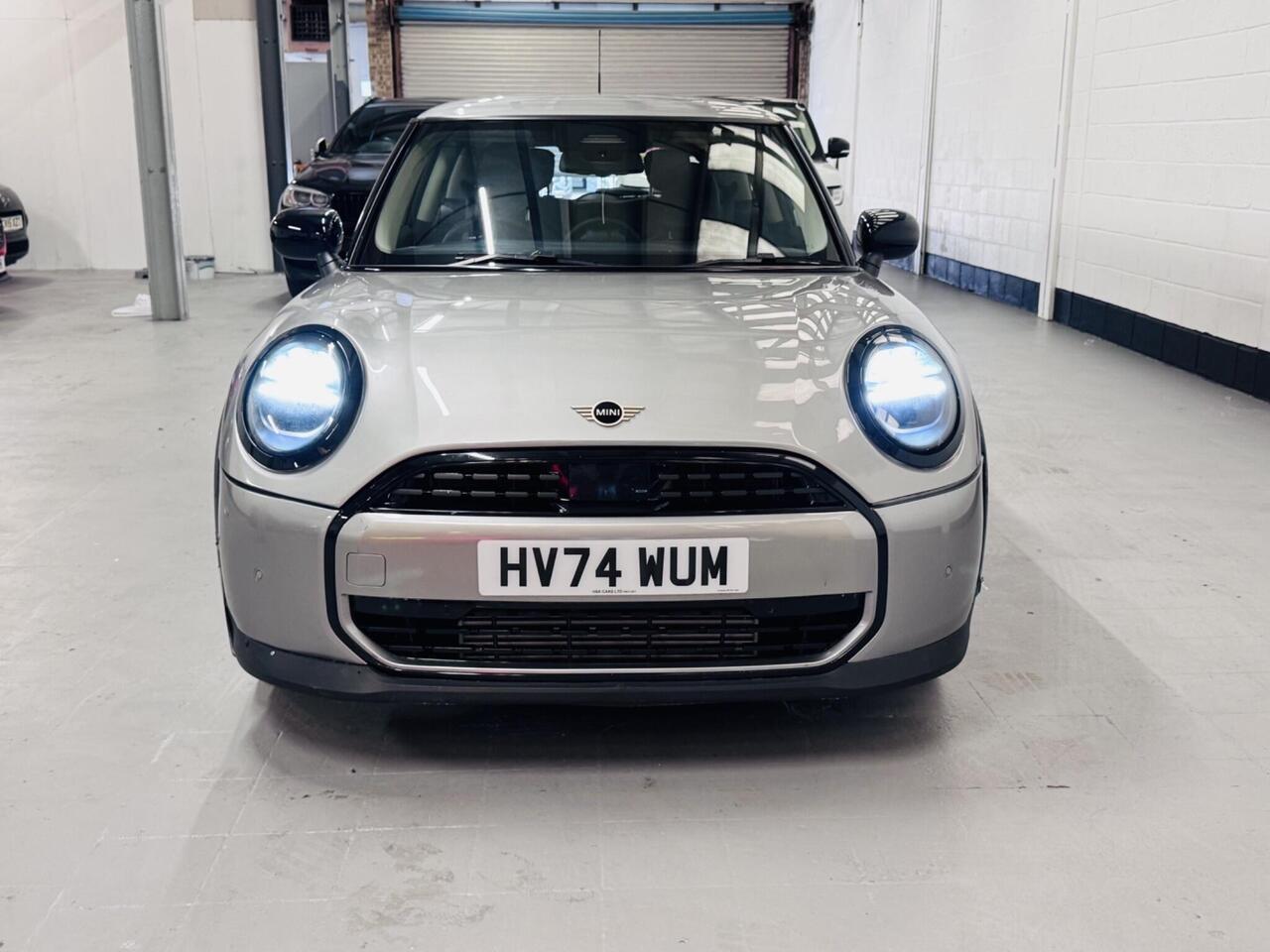 MINI Cooper — photo 1