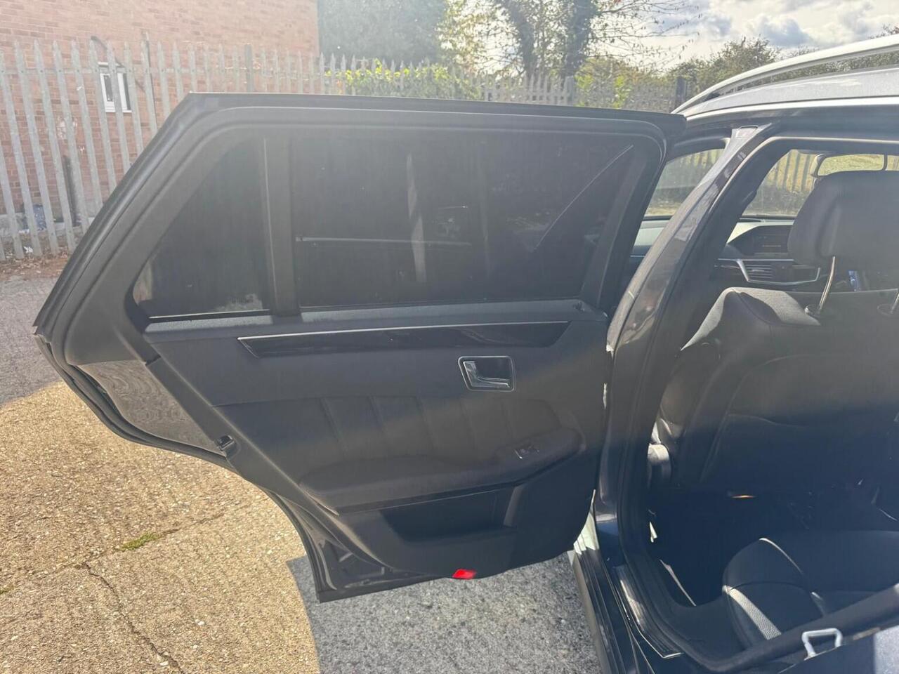 Mercedes-Benz E Class — photo 18