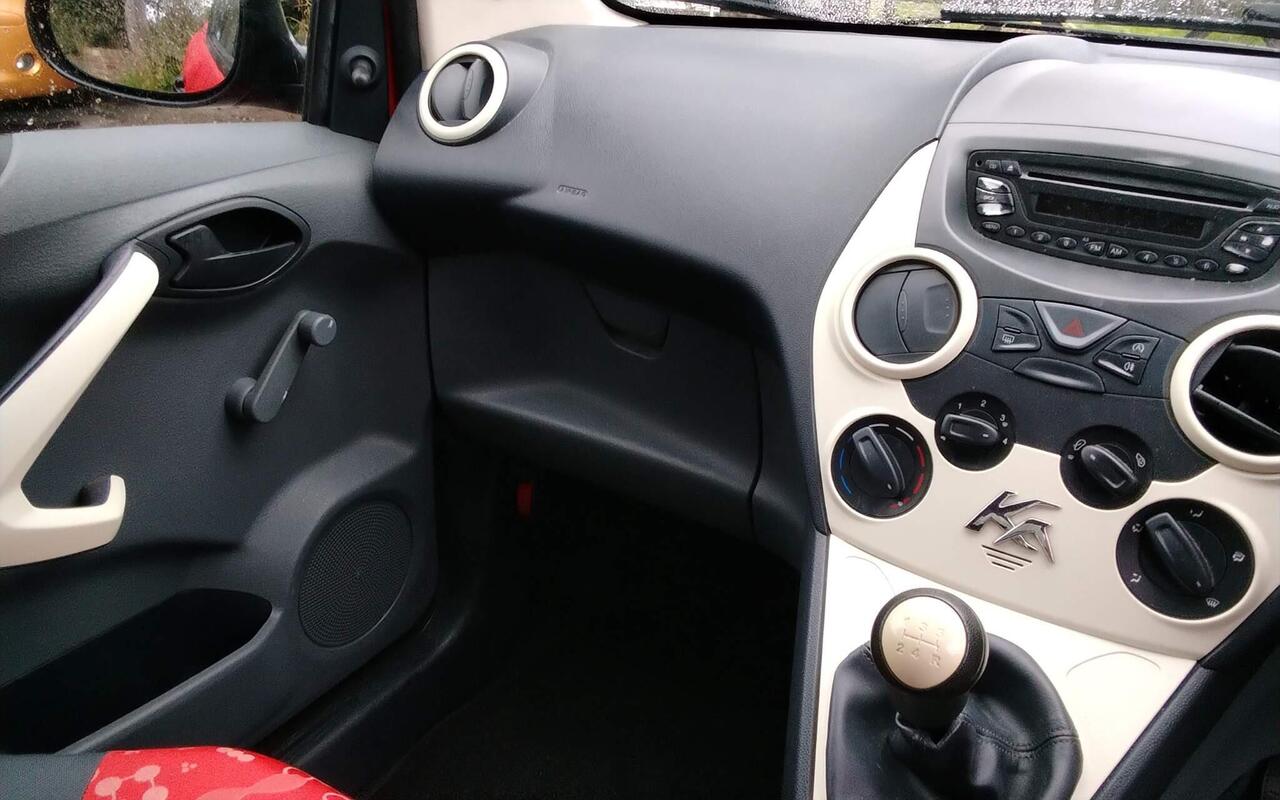 Ford Ka — photo 19