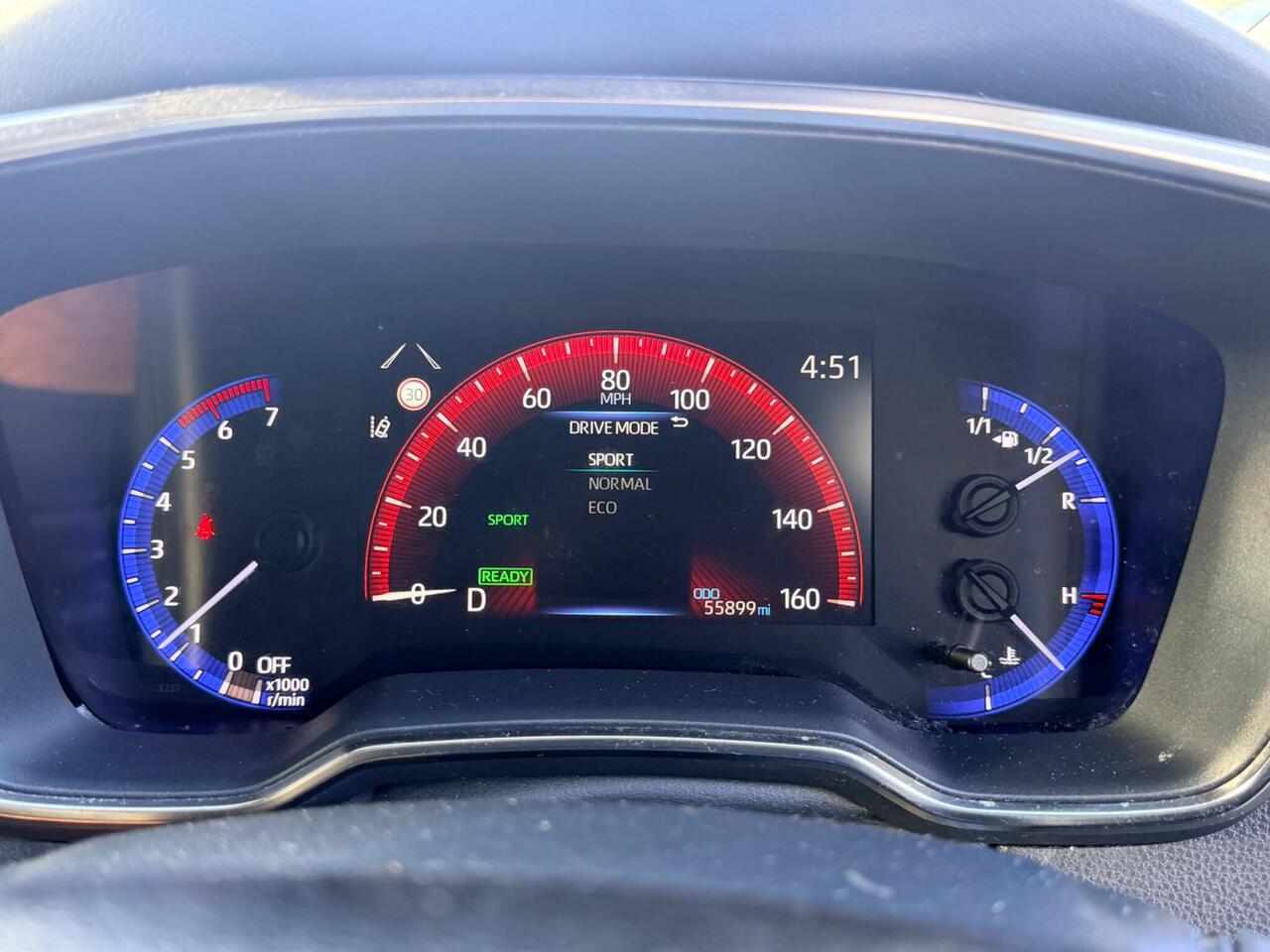 Toyota Corolla — photo 13
