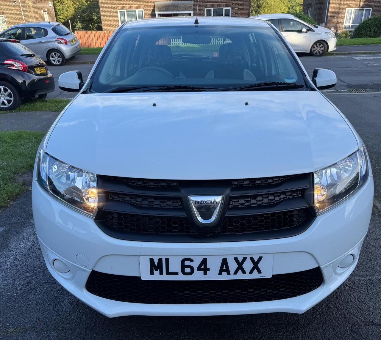 Dacia Sandero — photo 1
