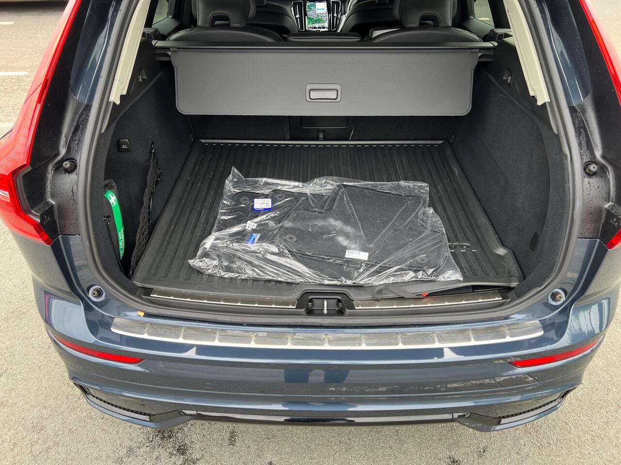 Volvo XC60 — photo 44