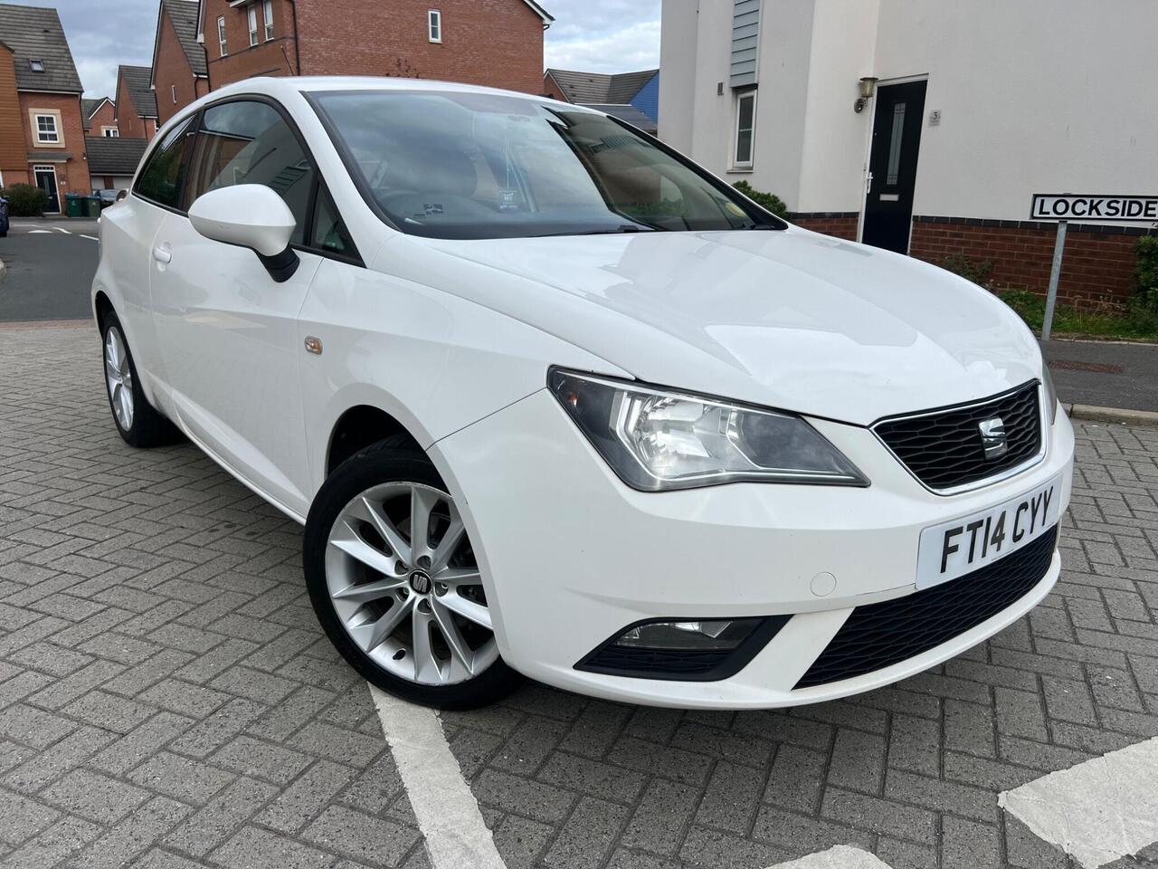 SEAT Ibiza — photo 1