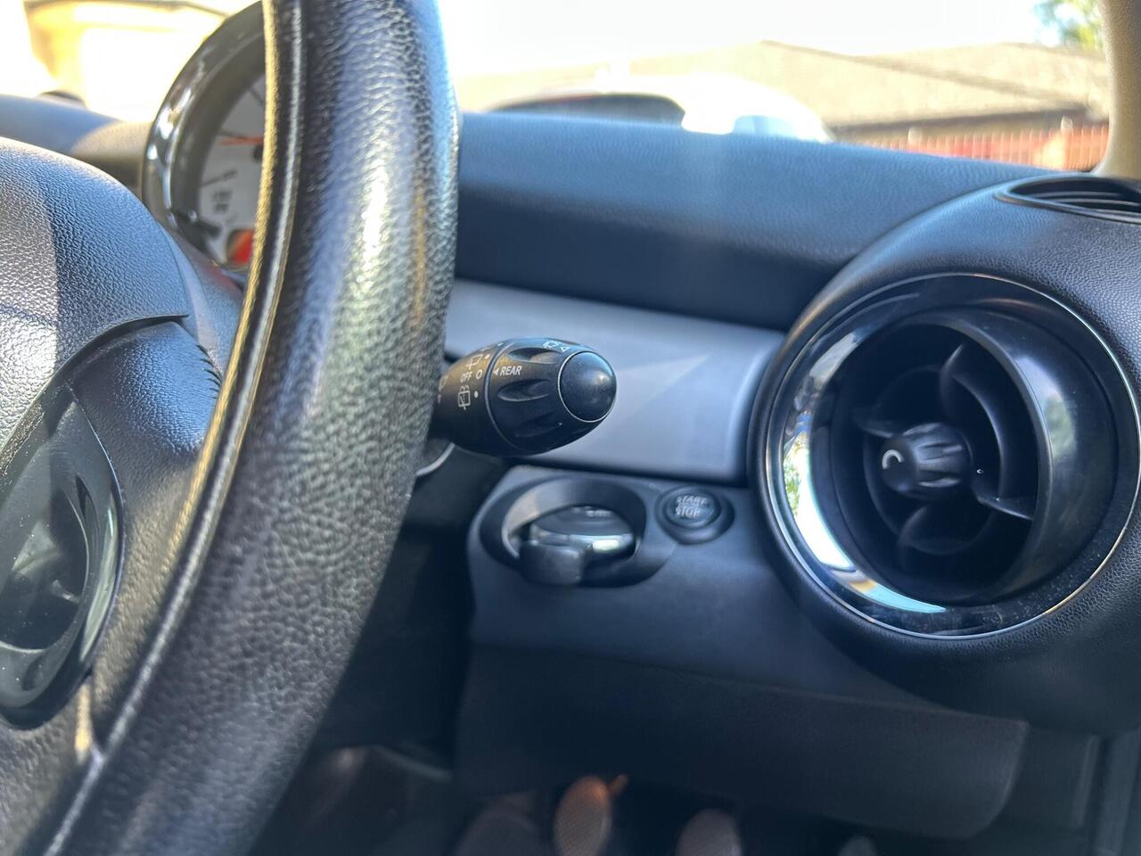 MINI Hatch — photo 18