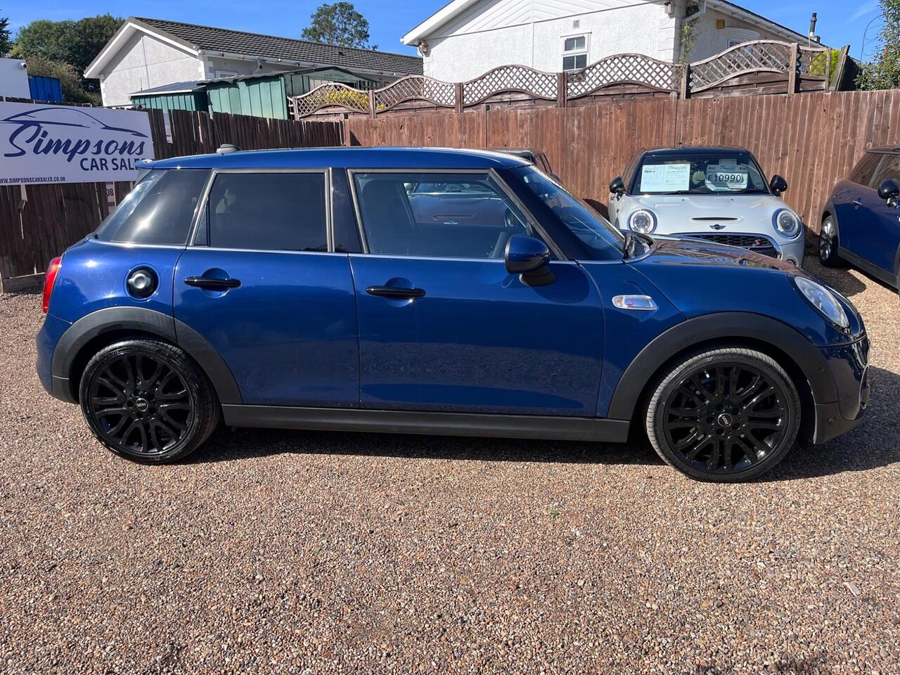 MINI Hatch — photo 8