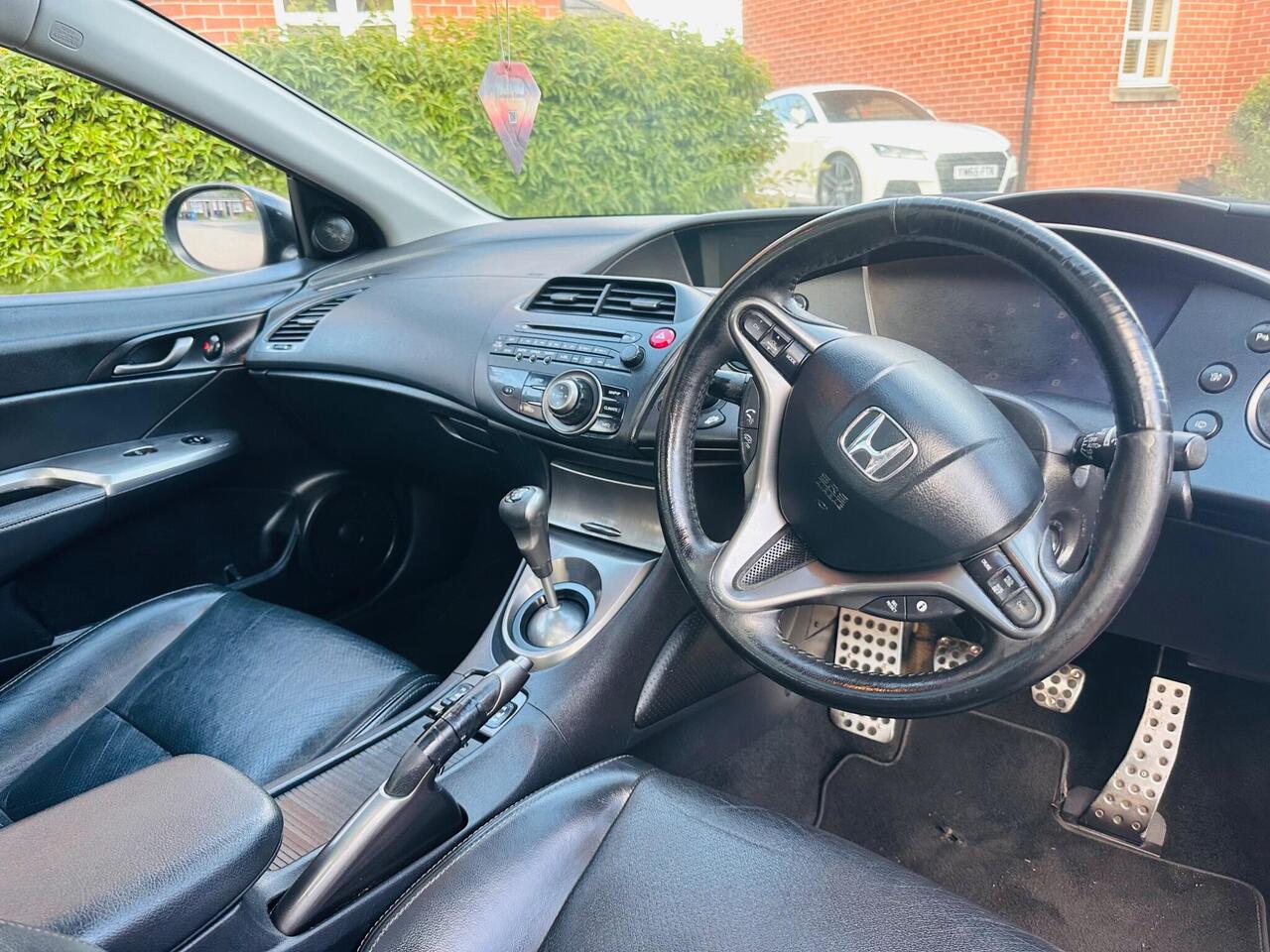 Honda Civic — photo 71