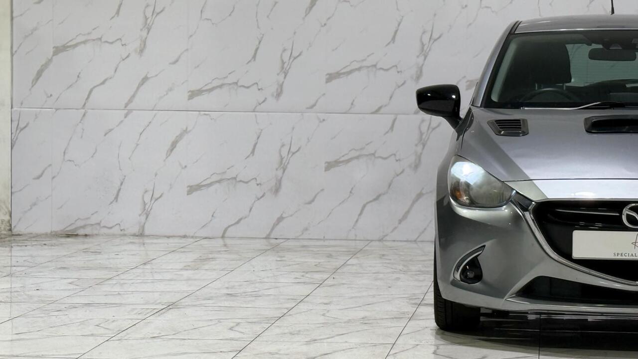 Mazda Mazda2 — photo 27