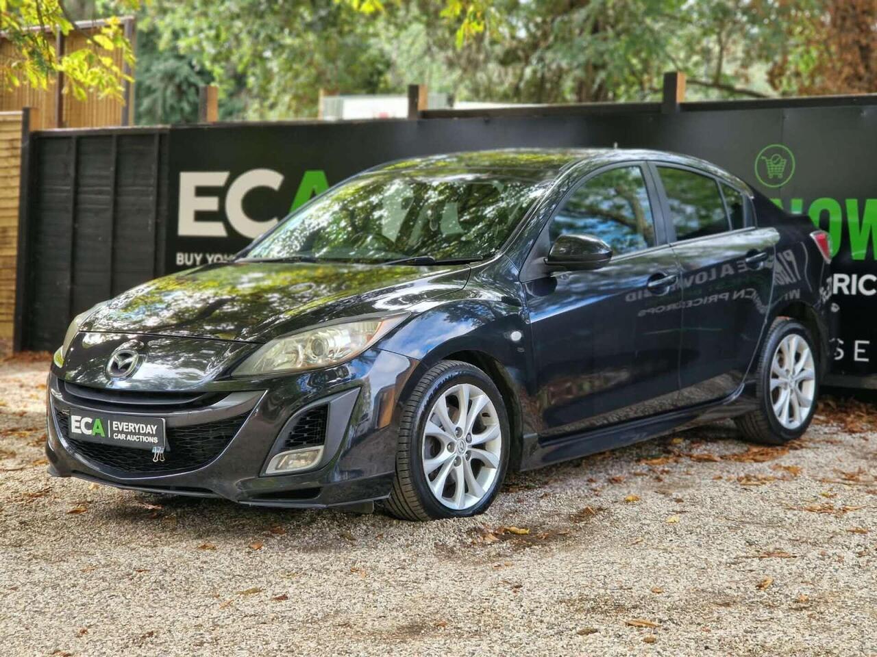 Mazda Mazda3 — photo 10