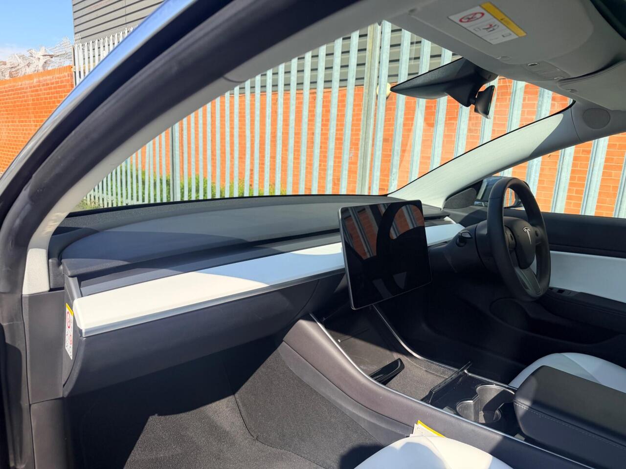 2019 Tesla Model 3 (Dual Motor) Performance Auto 4WDE 4dr (Performance Upgrade), photo 17
