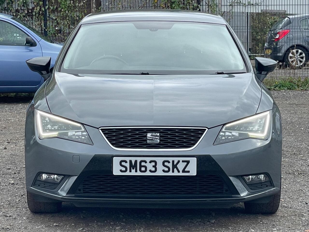 SEAT Leon — photo 2
