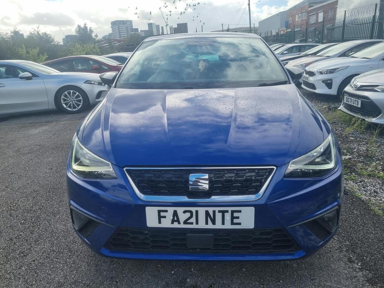 SEAT Ibiza — photo 3