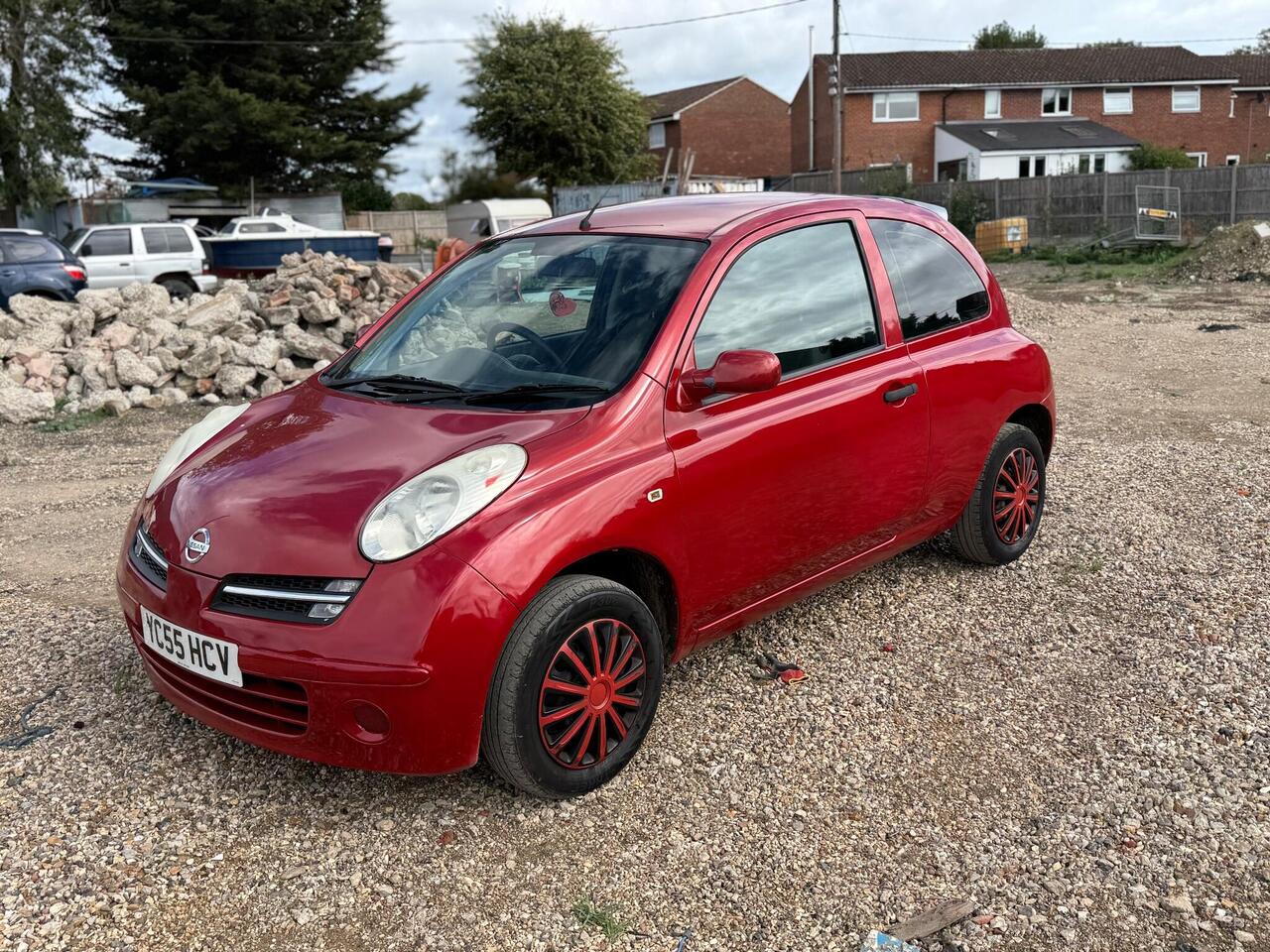 Nissan Micra — photo 11