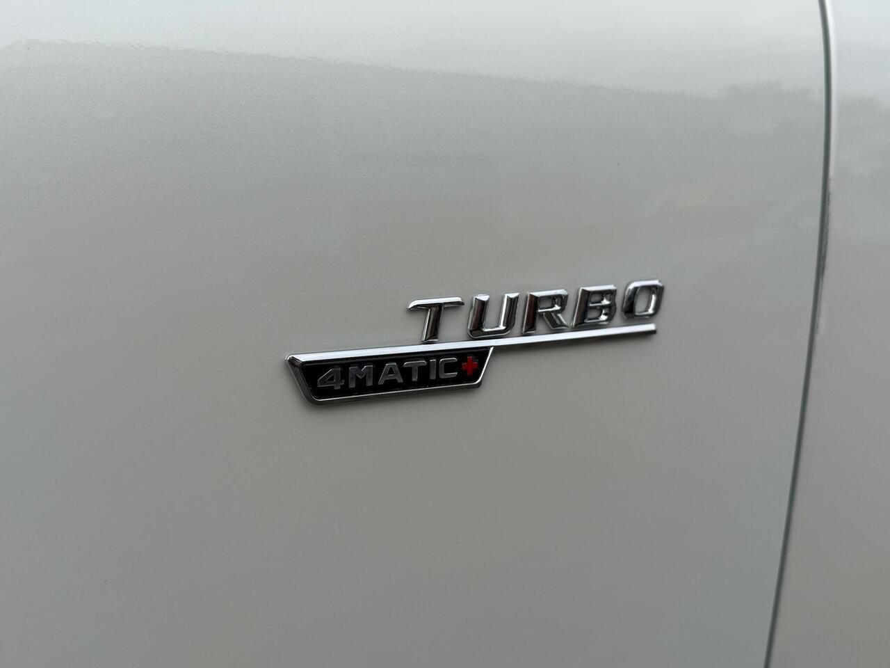 Mercedes-Benz E Class — photo 30
