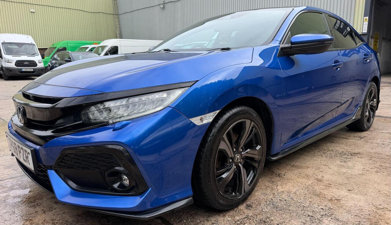 Honda Civic — photo 24