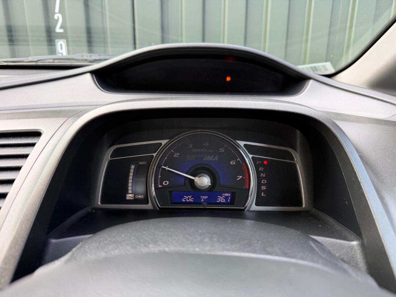 Honda Civic — photo 14