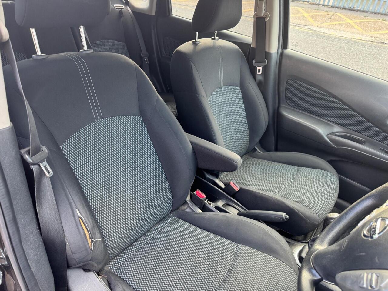 Nissan Note — photo 13