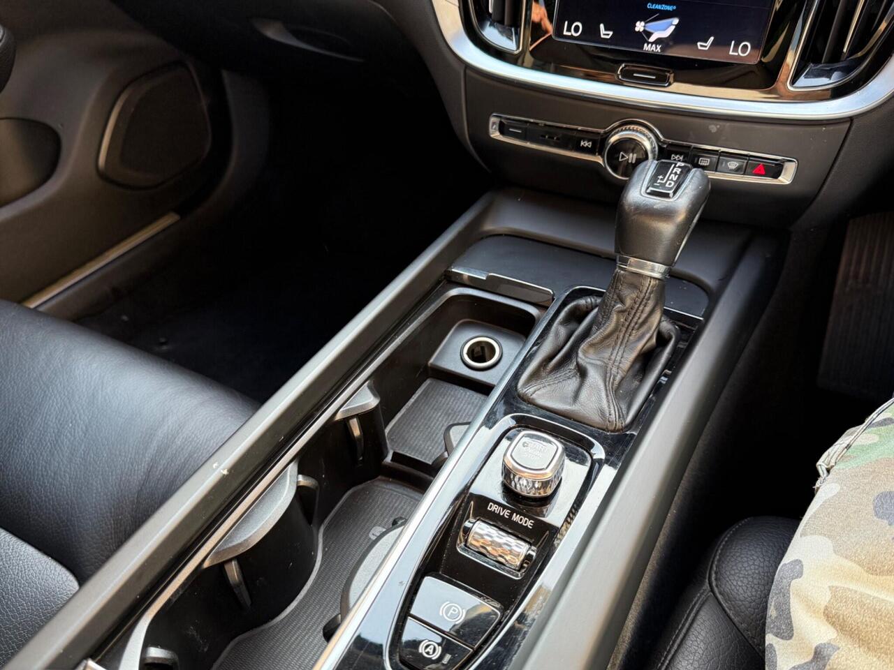 Volvo V60 — photo 17