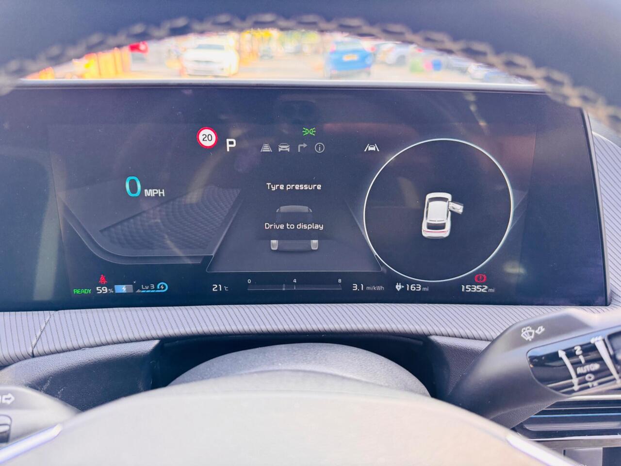 Kia EV6 — photo 31