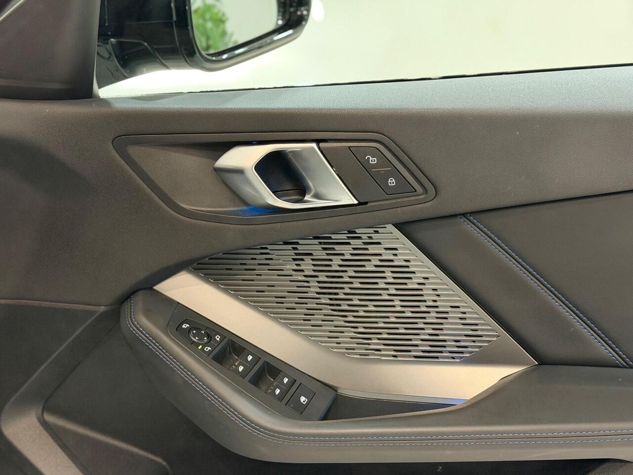 BMW 1 Series — photo 15