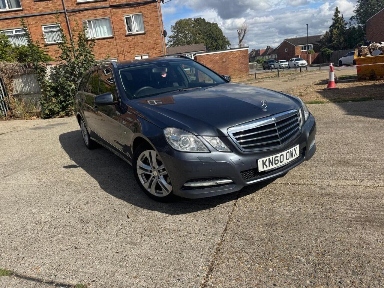 Mercedes-Benz E Class — photo 30