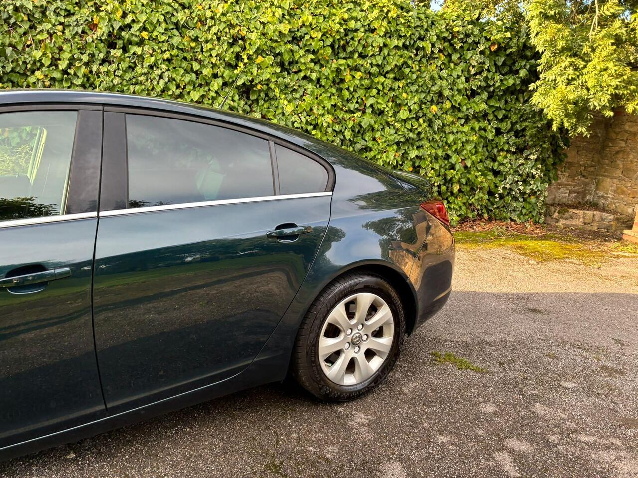 Vauxhall Insignia — photo 62