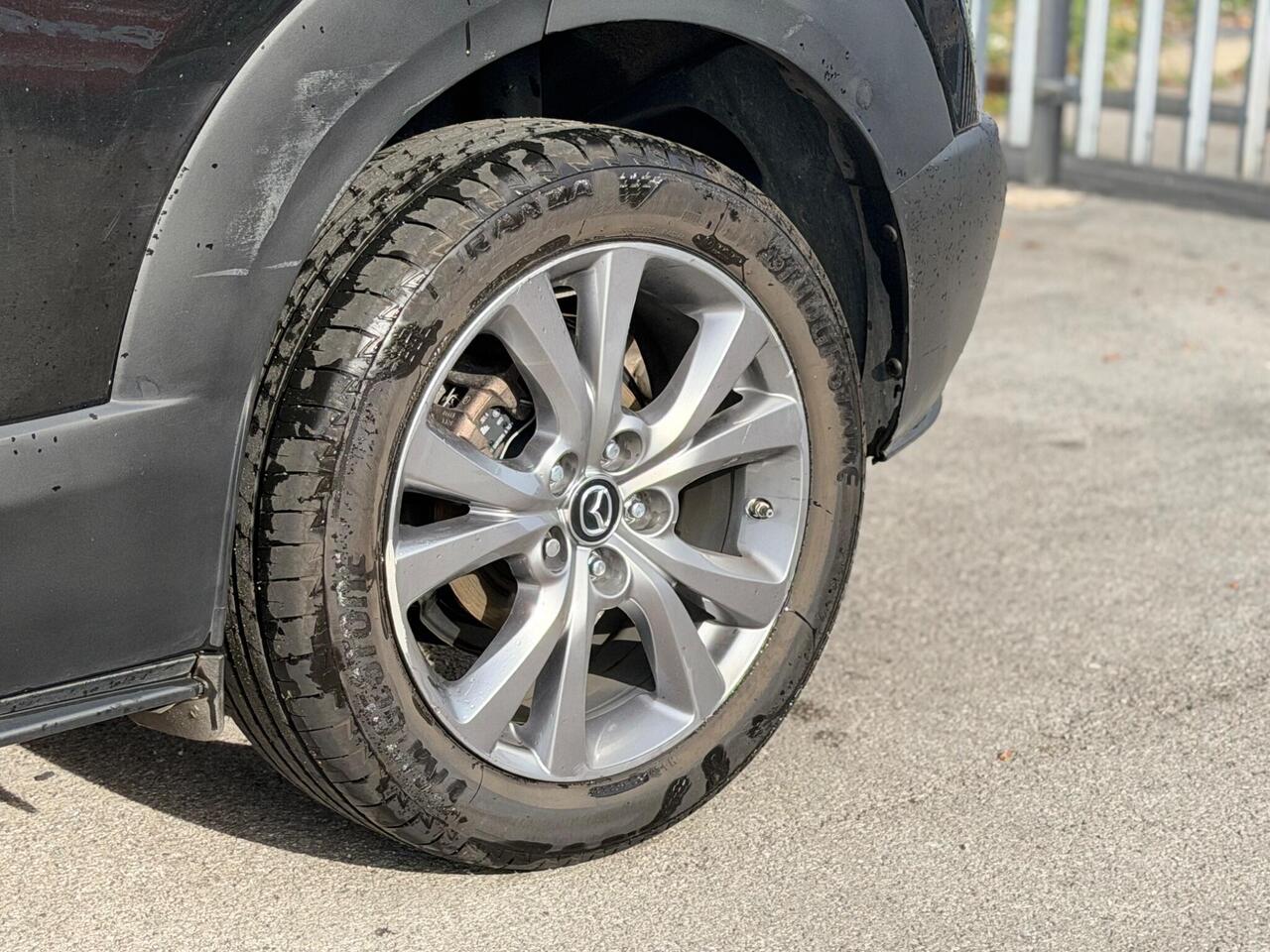 Mazda CX-30 — photo 27