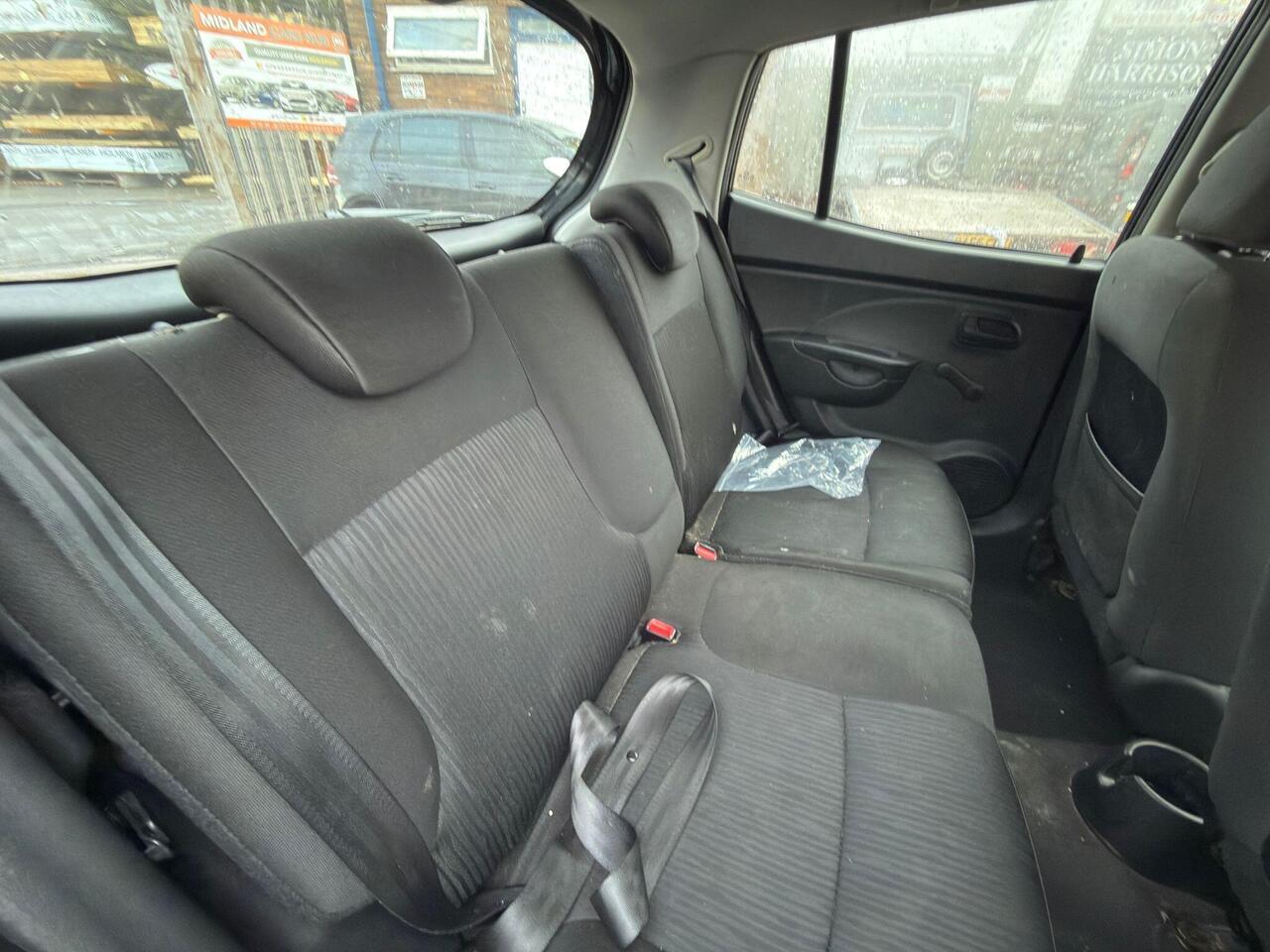 Kia Picanto — photo 20