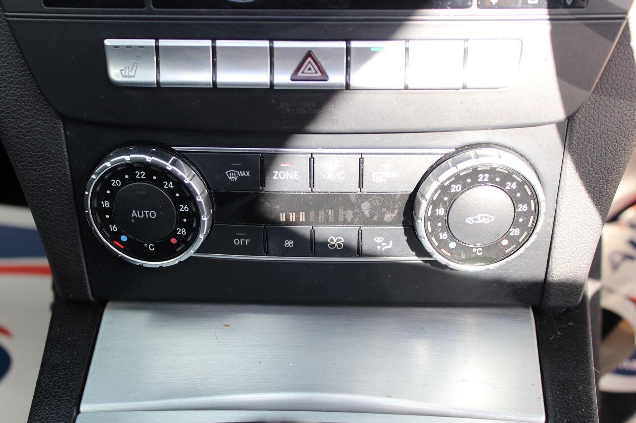 Mercedes-Benz C Class — photo 29