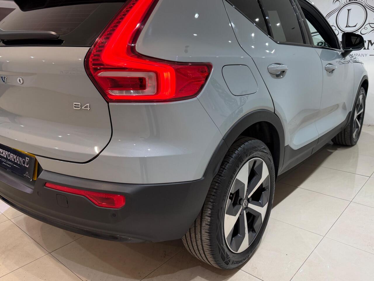Volvo XC40 — photo 15