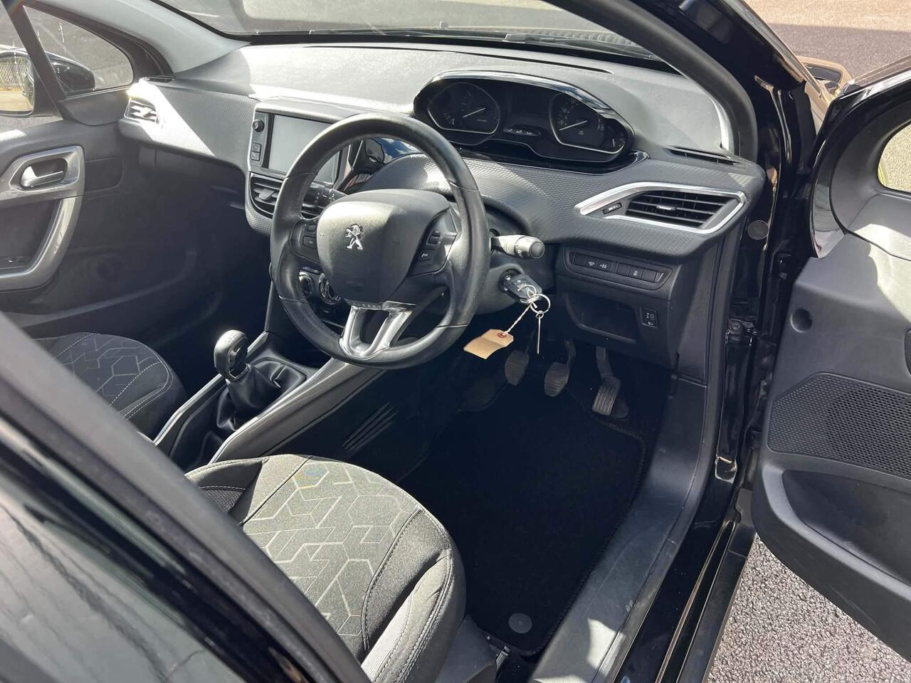 Peugeot 2008 — photo 19