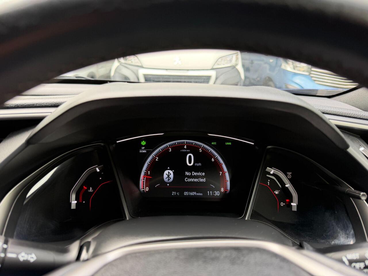 Honda Civic — photo 29