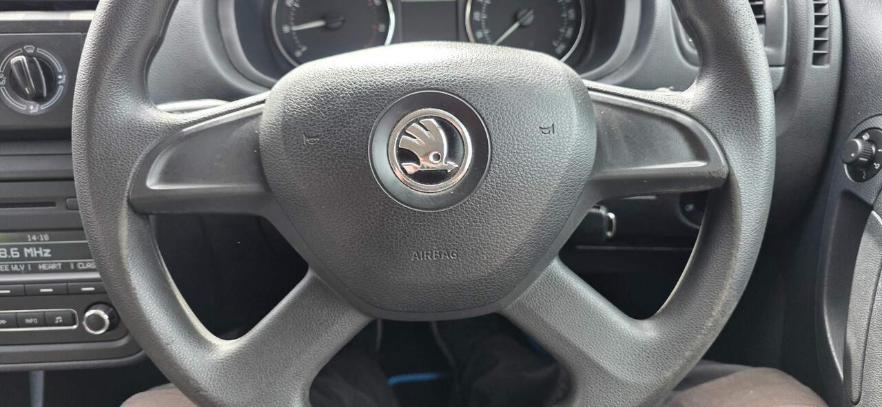 Skoda Fabia — photo 15