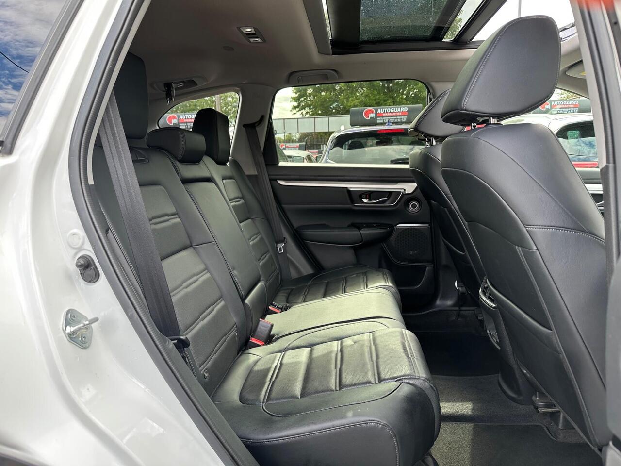 Honda CR-V — photo 12