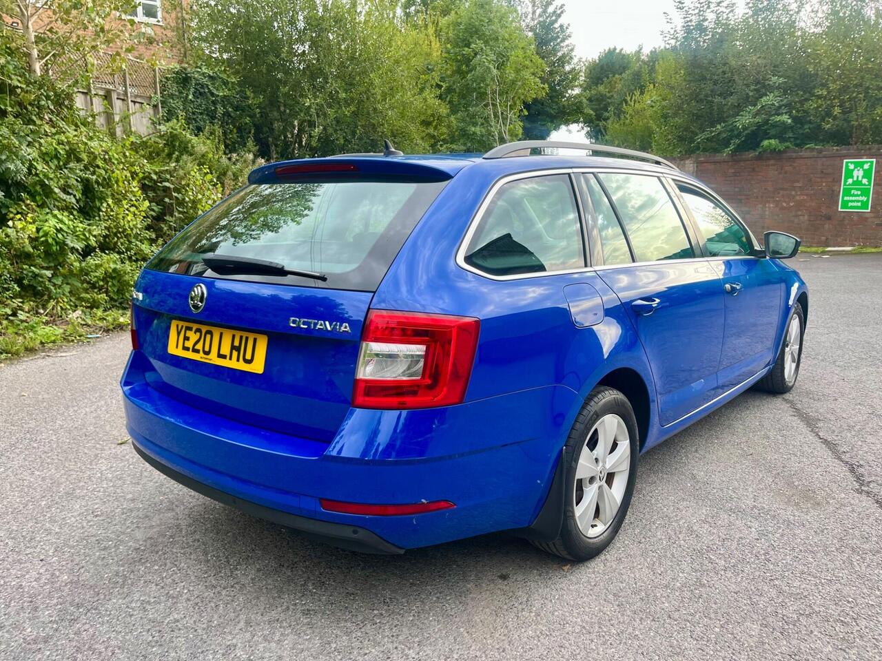 Skoda Octavia — photo 7