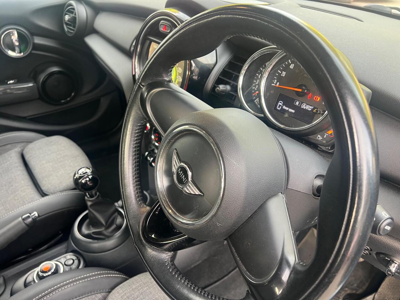 MINI Hatch — photo 26