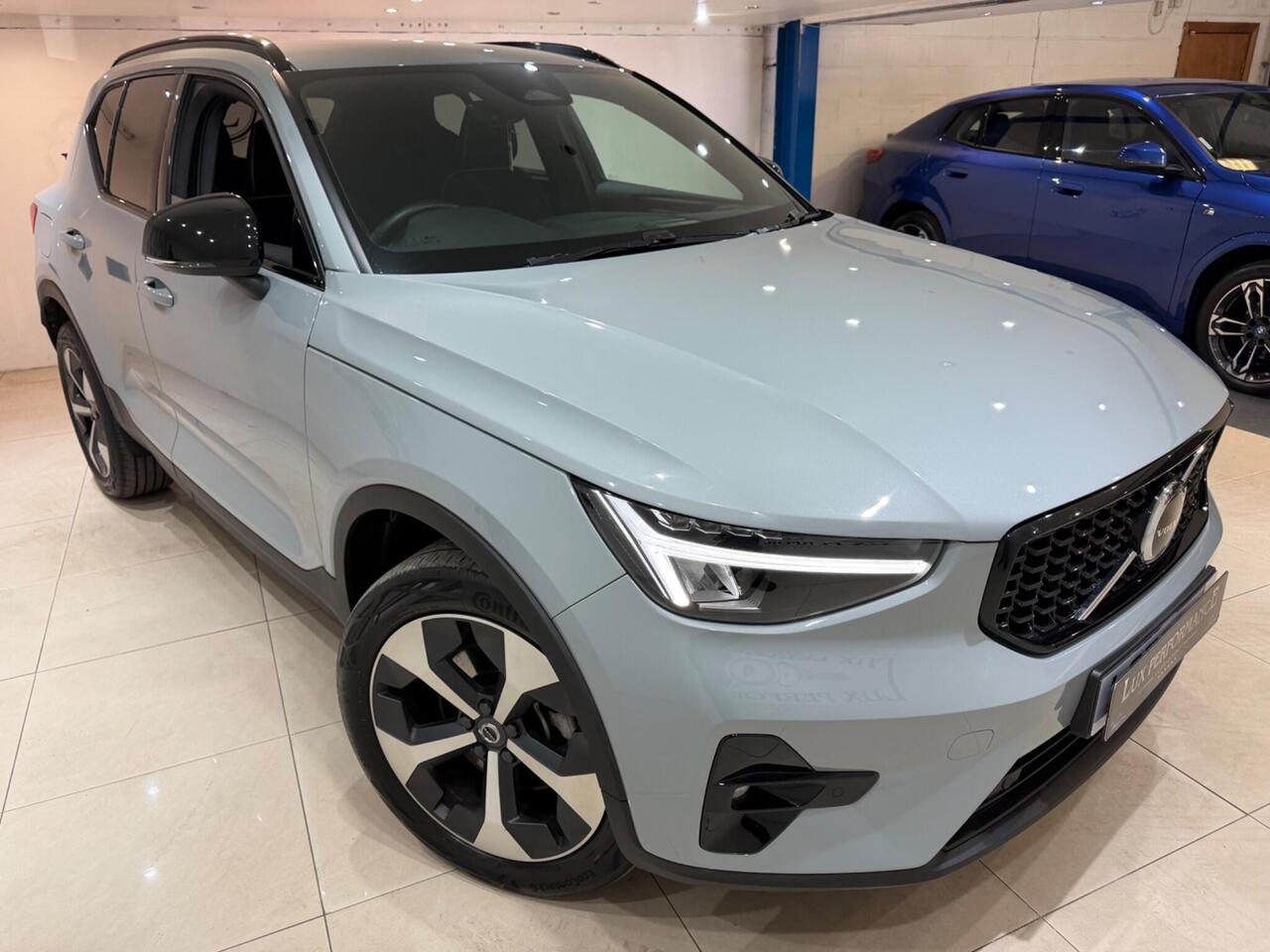Volvo XC40 — photo 17