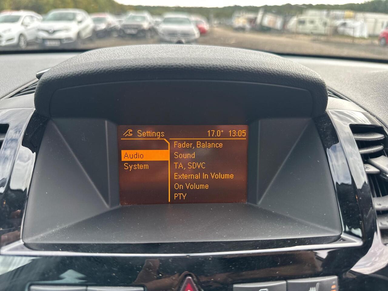 Vauxhall Zafira — photo 15