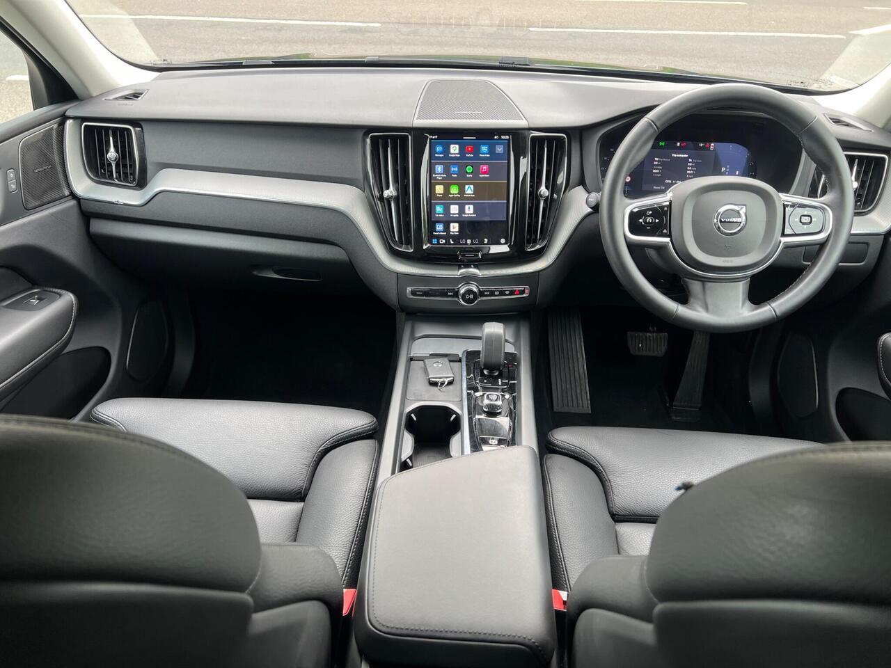 Volvo XC60 — photo 14