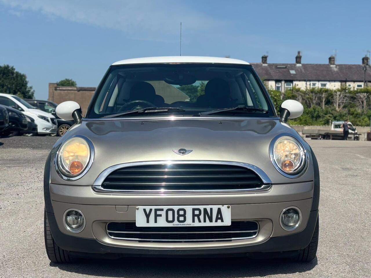 MINI Hatch — photo 3