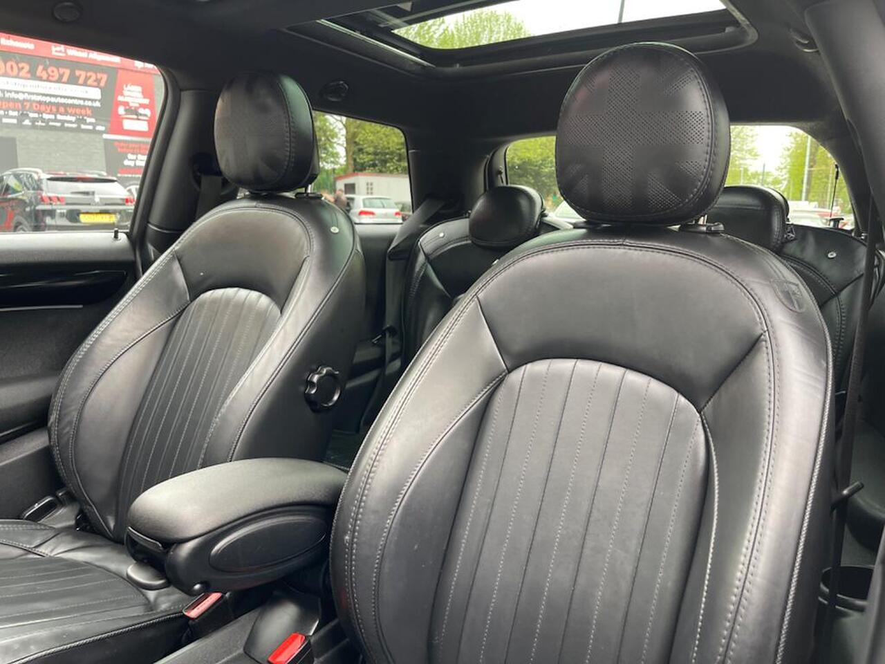 MINI Hatch — photo 20