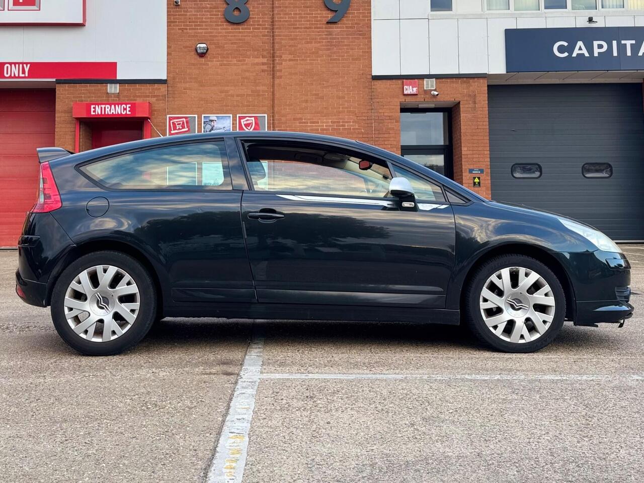 Citroen C4 — photo 4