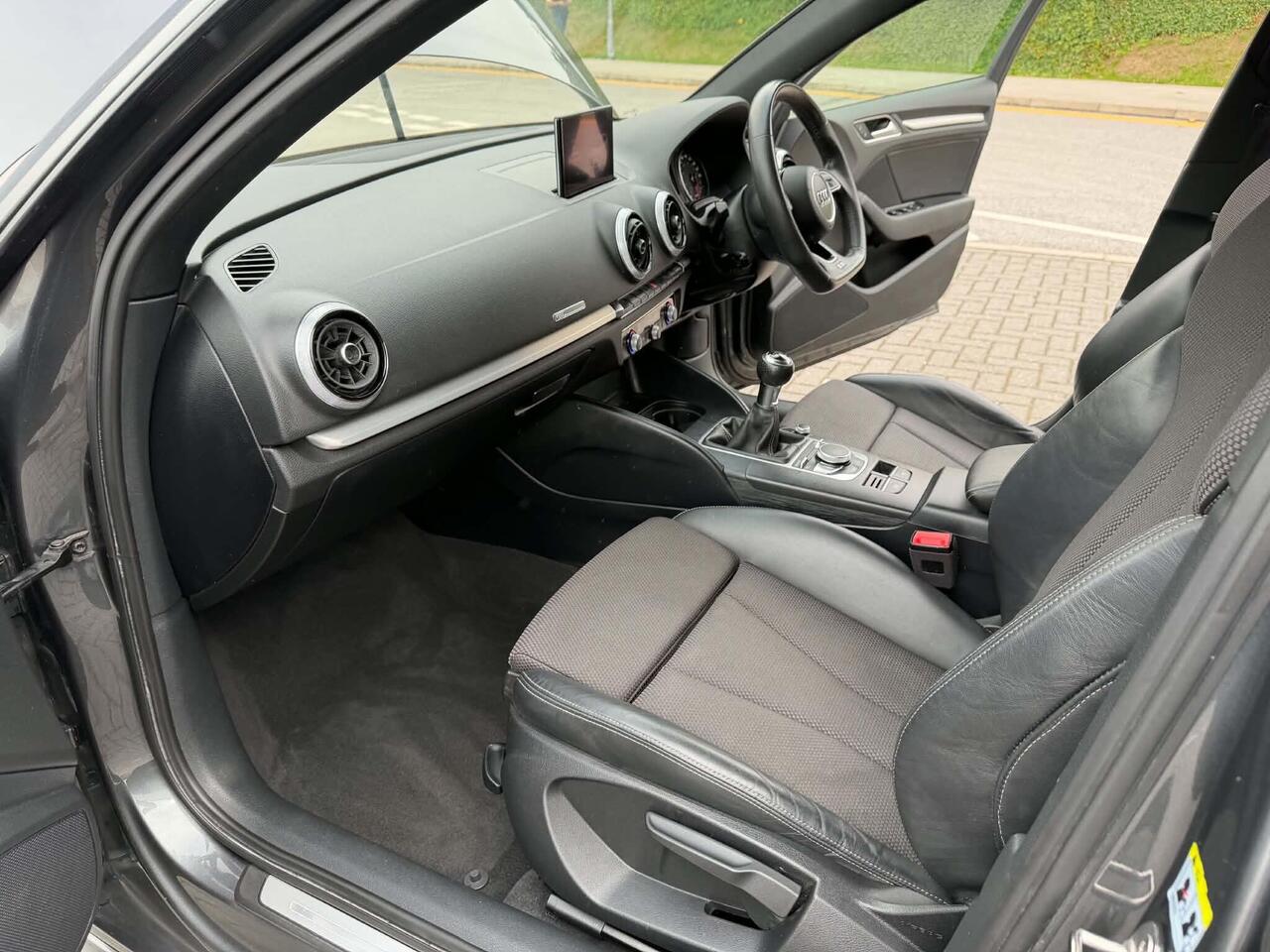 Audi A3 — photo 17