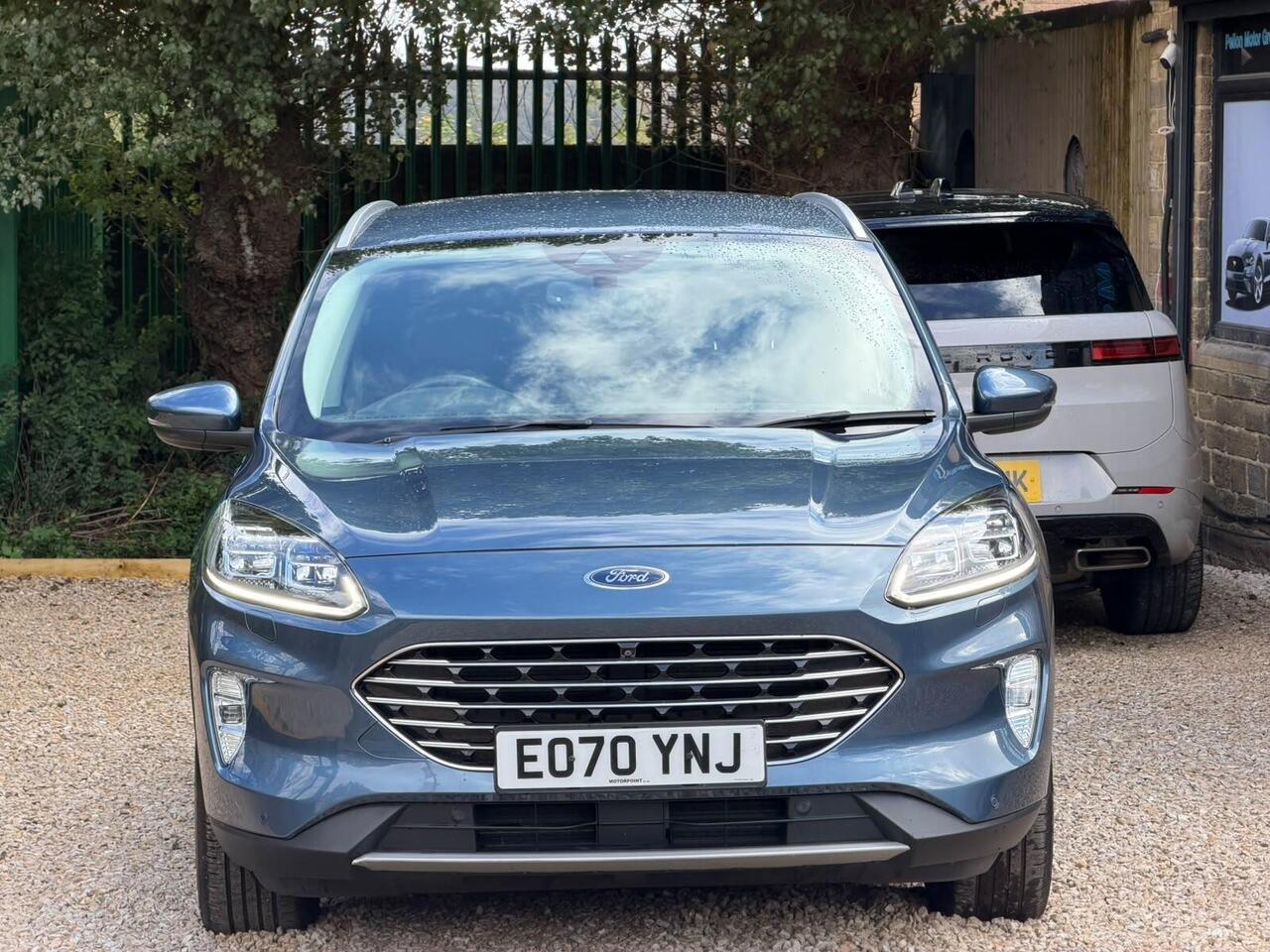 Ford Kuga — photo 60